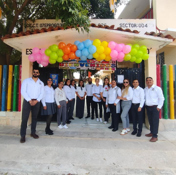 Comunidad docente de la Escuela Primaria 31 de Marzo